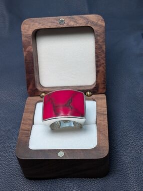 Vintage Sterling Silver Red Turquoise Howlite Modernist Statement Signet Ring 8